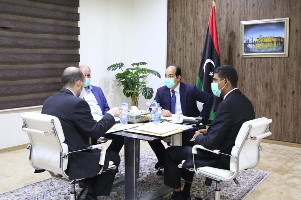 الرئاسي يناقش طلبات الجهات الحكومية بشأن دعمها من ميزانية الطوارئ