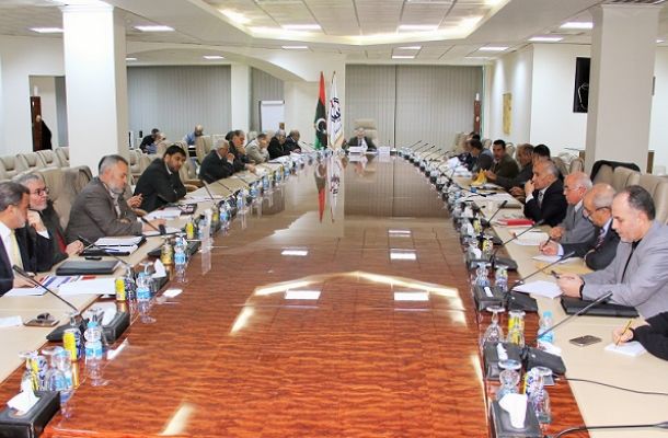 مفوضية شؤون اللاجئين تنفذ 389 عملية إجلاء لمهاجرين من ليبيا