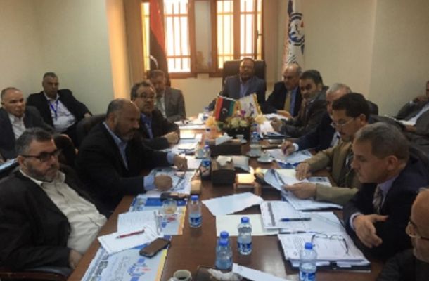 الحرس البلدي تاجوراء يضبط سلعا وأدوية منتهية الصلاحية