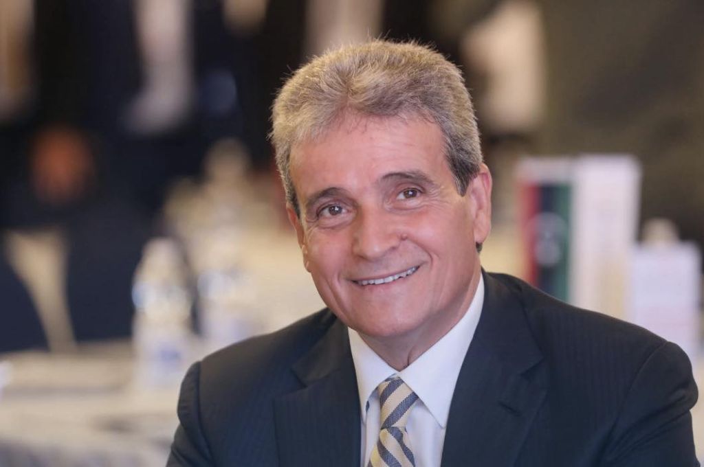 خاص.. الاقتصاد بالحكومة الليبية تقرر حظر الاستيراد والتصدير إلا من خلال العمليات المصرفية.. وهذا ما عممته على الجمارك