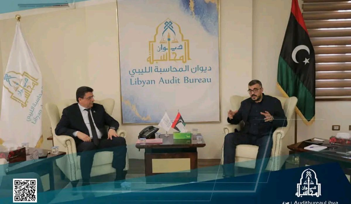 "شكشك" يبحث ملف الإصحاح البيئي مع وزير الحكم المحلي