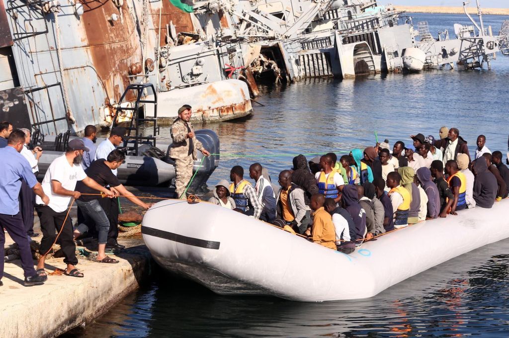 خاص.. المركزي يباشر بتنفيذ قرار البرلمان بتخفيض الضريبة على النقد الأجنبي إلى 15%