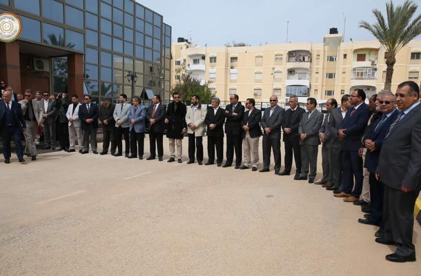 صيانة صالة الركاب بمطار الأبرق الدولي