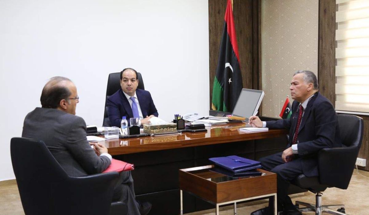 استكمال تنفيذ مشروعات المنتزهات والحدائق محور لقاء معيتيق مع الحكم المحلي وجهاز استثمار أملاك الدولة