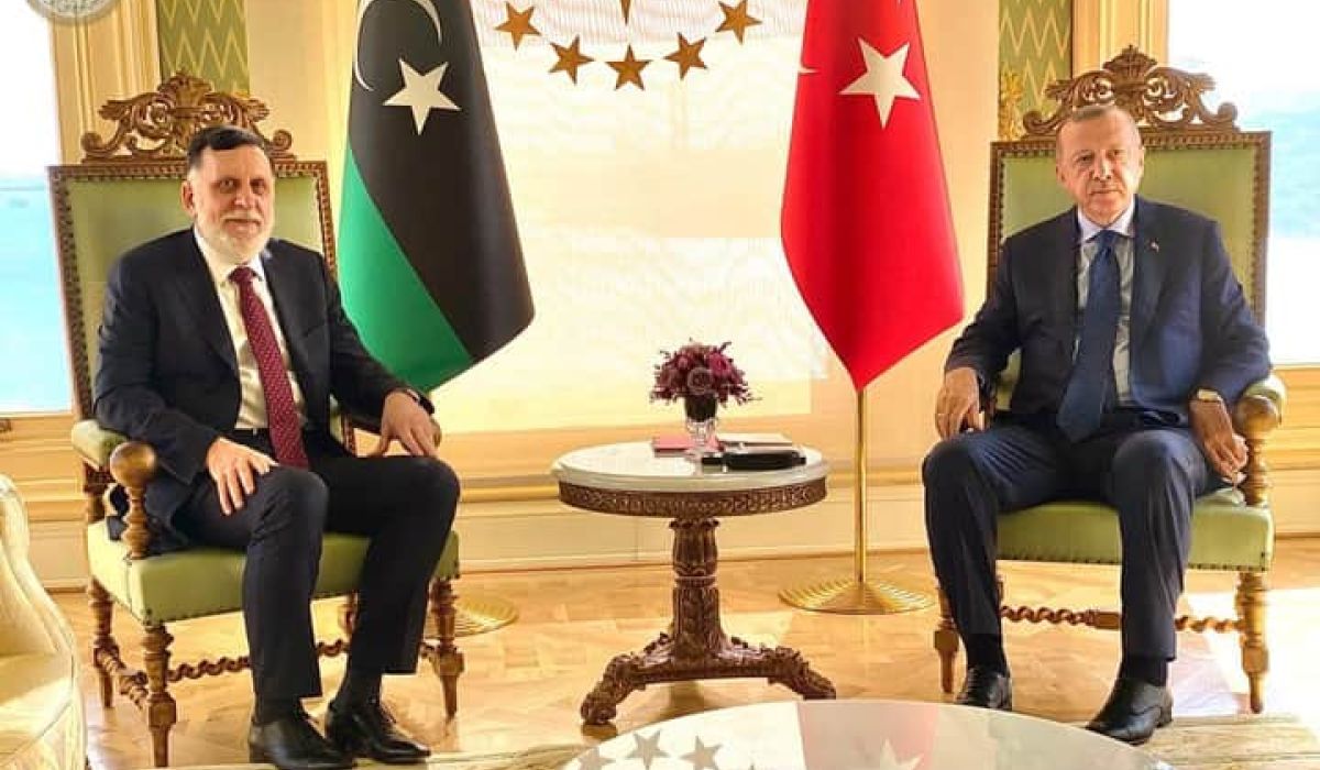 "السراج وأردوغان" يناقشان التعاون الأمني ومجالات الصلاحية البحرية وعودة الشركات التركية إلى ليبيا
