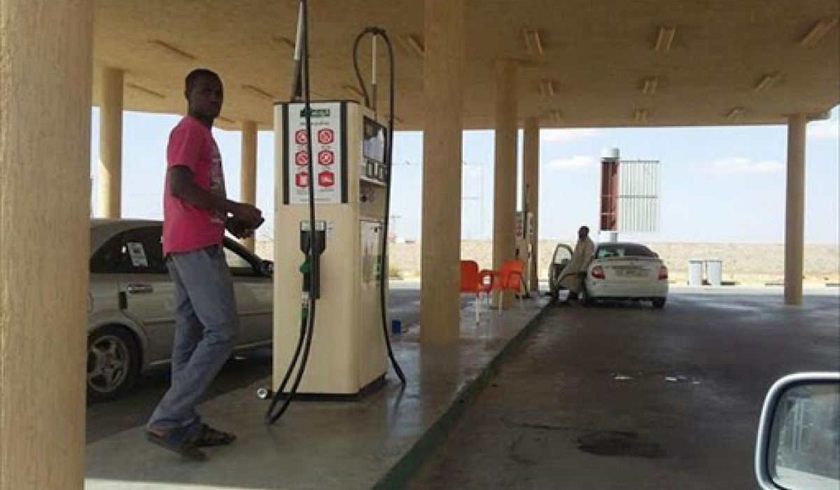 مؤسسة النفط: نواجه صعوبات في نقل المحروقات إلى المناطق الجنوبية