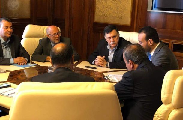 الأعلى للدولة يمهل الكبير أسبوعاً لتنفيذ الإصلاحات الإقتصادية ويهدده بالنظر في تعيين الشكري بديلاً عنه