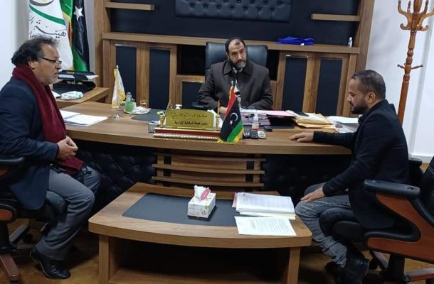 "المؤسسة" توضح سبب توقف صادارت في بعض الموانئ النفطية