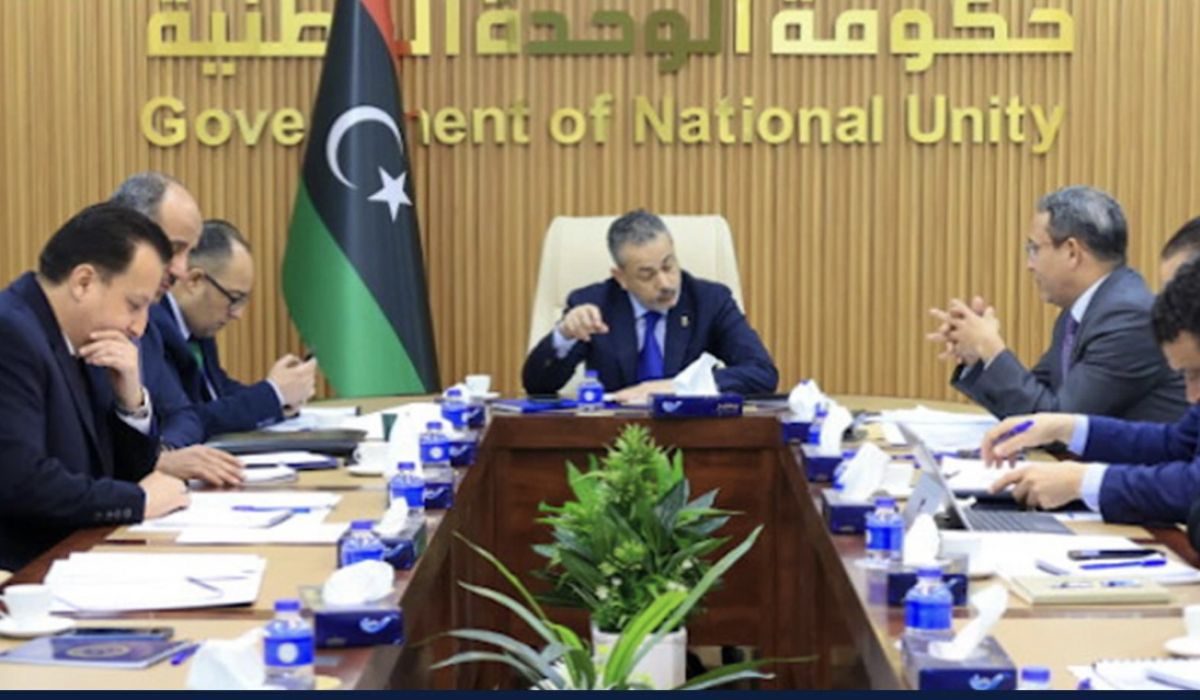 اجتماع هام بخصوص وضع ضوابط وقيود محاسبية لملف المحروقات .. تابع تفاصيله