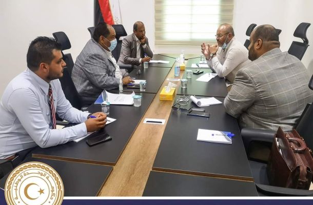 خلال اجتماعه مع مدراء المصارف التجارية.. الكبير يشدد بضرورة قبول الصكوك وعدم إرجاعها