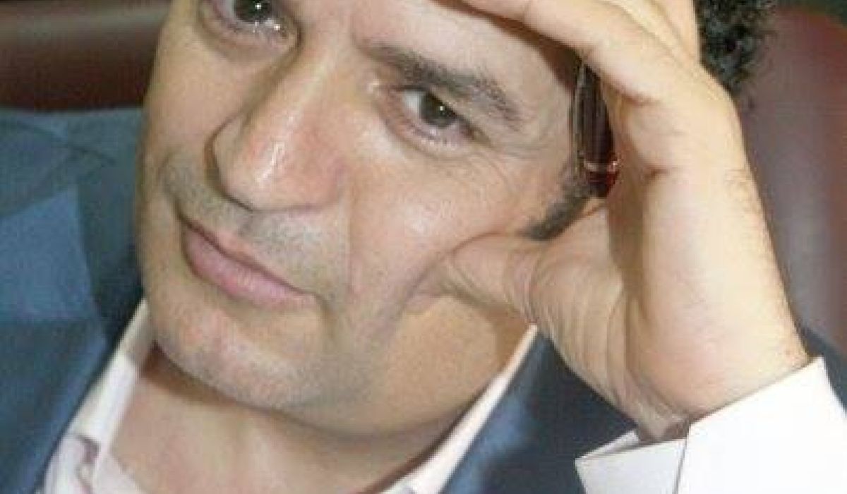 عبد الرزاق الداهش يسخر من استدعاء الكبير لقاضي قضاة ليبيا ويقول "على الكبير أن لا يتعامل وكأنه بريمر ليبيا "