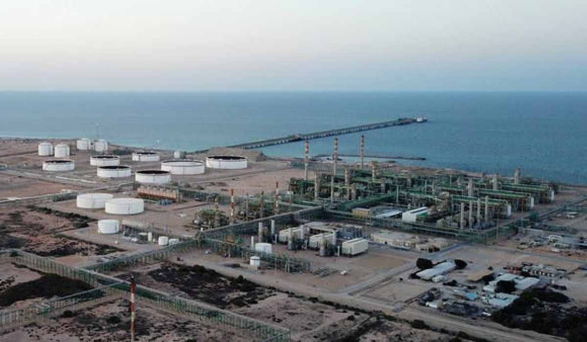 تومسون رويتزر: "الحريقة" يتوقف عن العمل بشكل كامل وتهديد بموجة جديدة من عدم الاستقرار بسبب المركزي