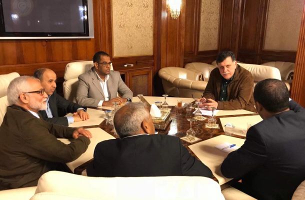 وزير الدولة لشؤون المهجرين والنازحين يجتمع مع المقرر الخاص المعنية بحقوق الإنسان والنازحين داخليا بالأمم المتحدة