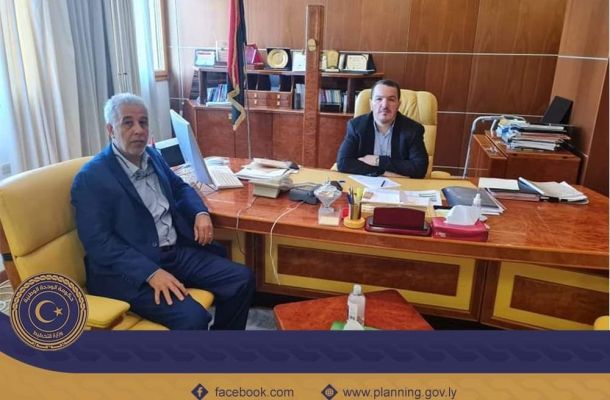 "الدبيبة" يُناقش مع رئيس الإتحاد العام لغرف التجارة والصناعة والزراعة مسارات دعم القطاع الخاص في ليبيا