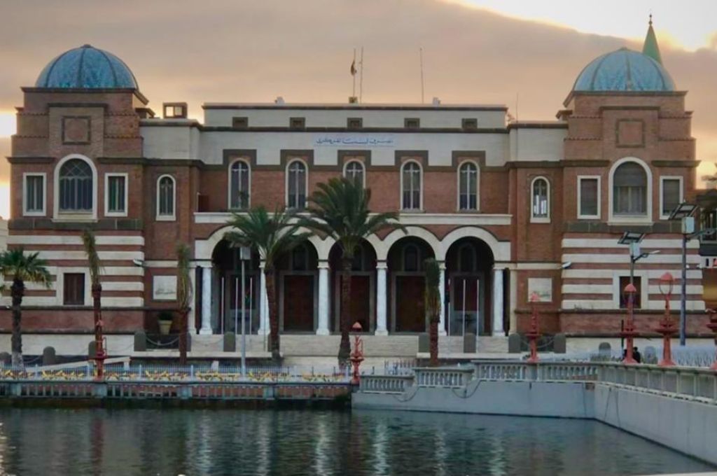 خاص.. "المركزي" يدعم أرصدة المصارف ب9 مليار