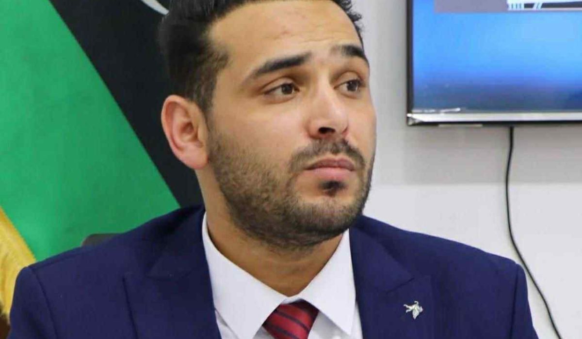 "البرغوثي" يكتب: لماذا الإصرار علي رواية بيع الذهب ؟! ما وراء إعادة تقييم الذهب