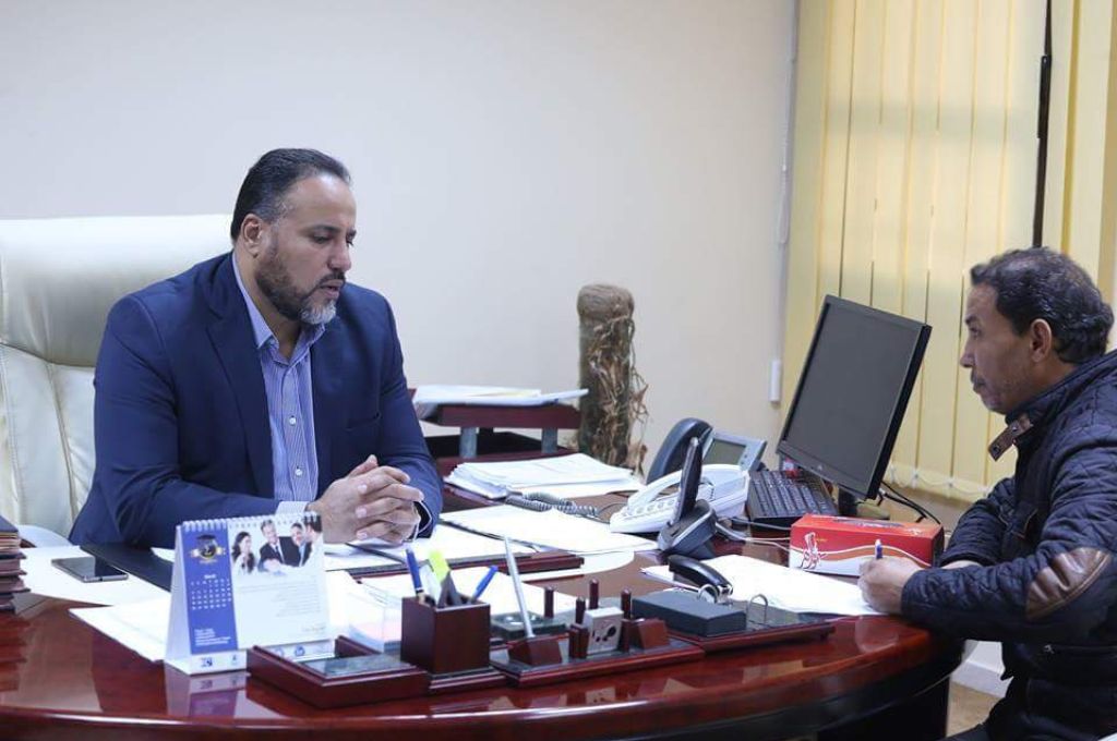 معيتيق يعقد اجتماعاً لغرض تجنب الوقوع في عجز كهربائي كبير في ديسمبر القادم