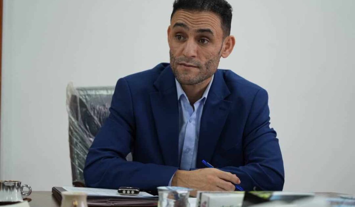 خاص.. وكيل ديوان المحاسبة يخاطب هيئة الإتصالات بالتوقف عن قيامها بتغطية جانب من مصروفاتها عن طريق القابضة والتي بلغ حتى الآن 100 مليون دينار