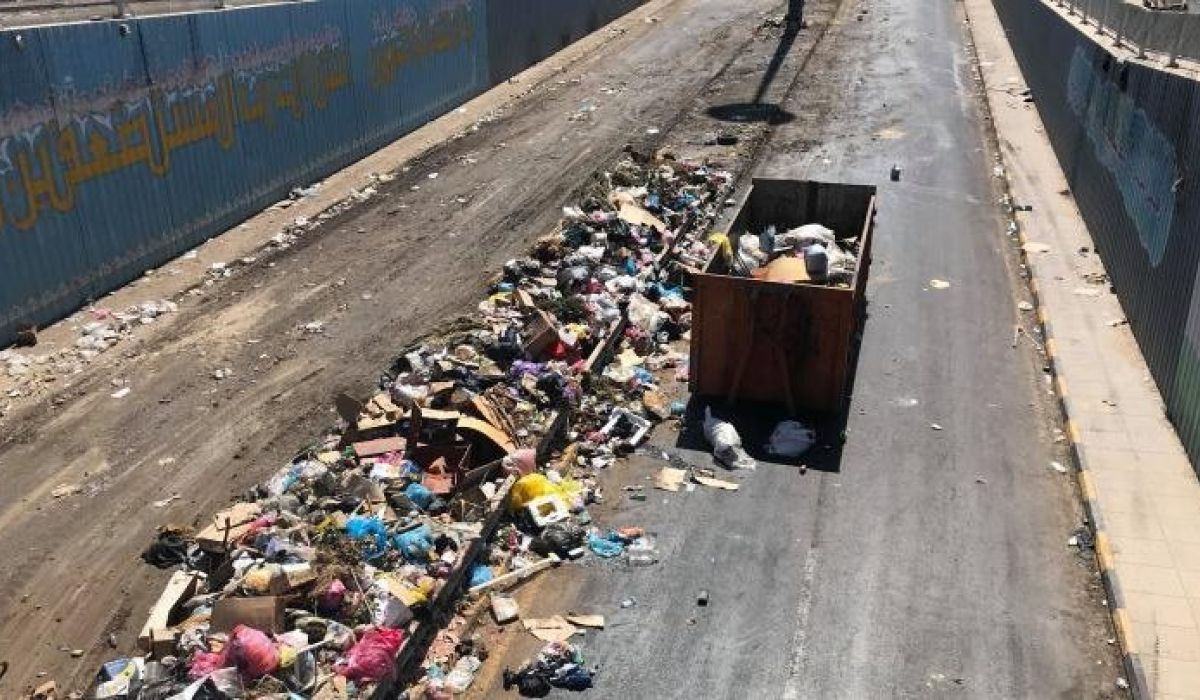 عميد سوق الجمعة: عودة القمامة للشوارع نتيجة الفساد المالي وسوء الإدارة