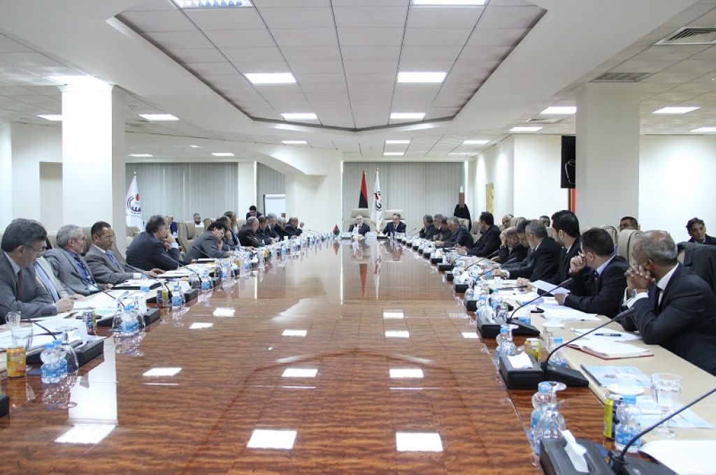 فصل خطوط نقل الطاقة المغذية لطرابلس بسبب الاشتباكات داخل منطقة القويعة