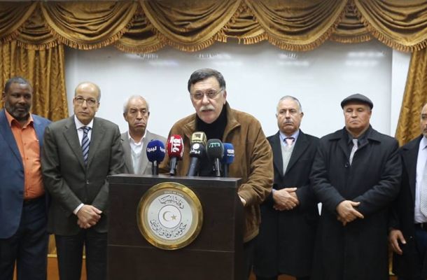أسعار النفط تصل الى أعلى مستوياتها بعد انفجار خط أنابيب نقل الخام في ليبيا
