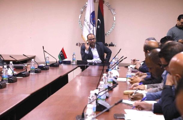 ميديابارت: ضُبط أحد عملاء السفارة الليبية في فرنسا أمام العدالة