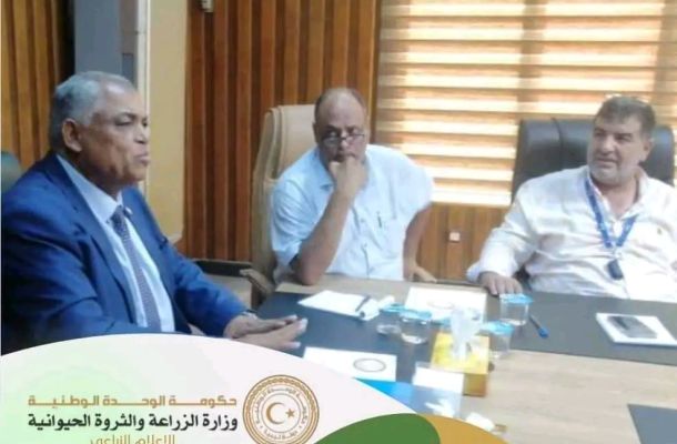 "الدبيبة" يُناقش مع رئيس الإتحاد العام لغرف التجارة والصناعة والزراعة مسارات دعم القطاع الخاص في ليبيا