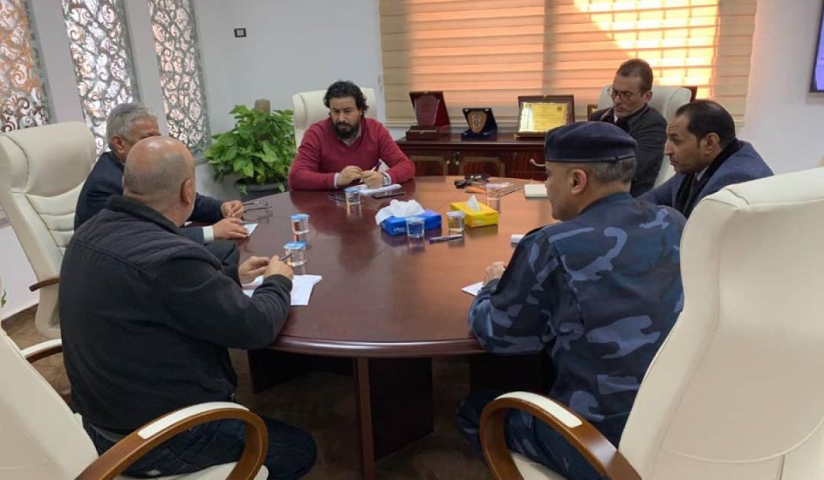لجنة الأزمة تُطمئن المواطنين بتوفر الوقود داخل طرابلس