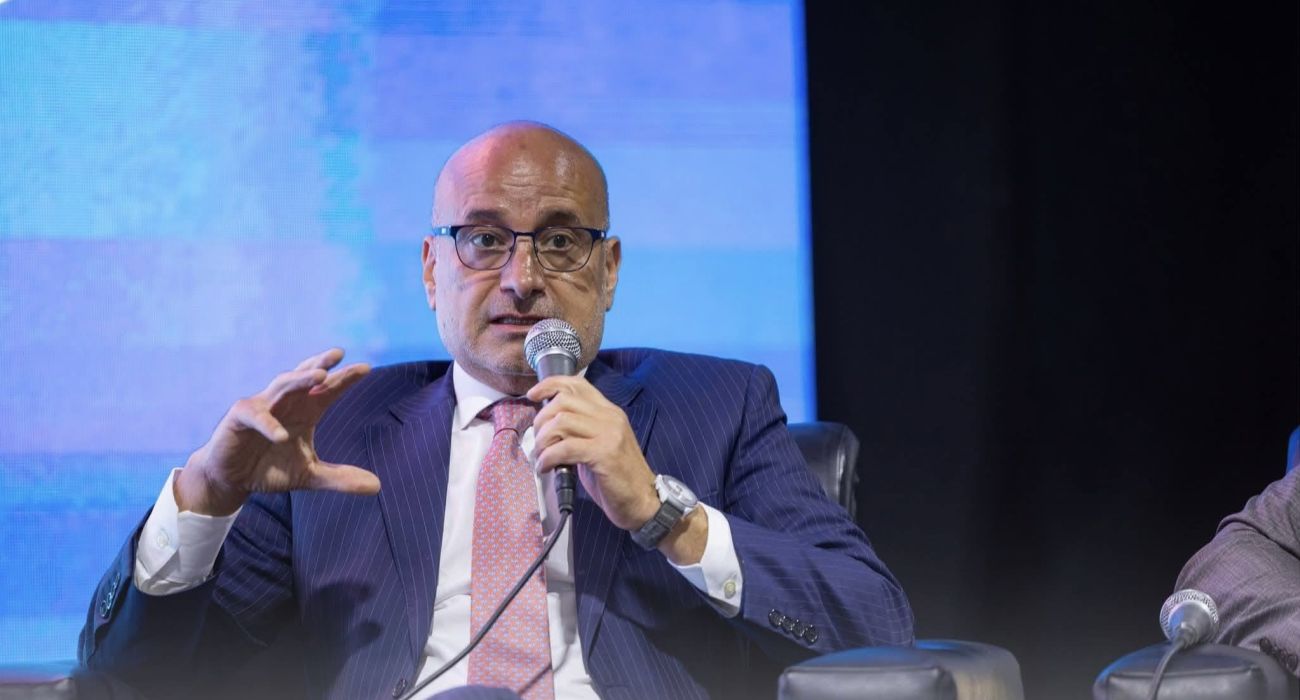 وزارة التخطيط بحكومة الوحدة الوطنية تبحث تنفيذ الترتيبات المالية للوطنية لنفط
