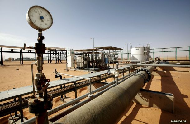 "حماد" يحذر محافظ مصرف ليبيا المركزي من تحويل الإيرادات إلى حكومة الوحدة الوطنية
