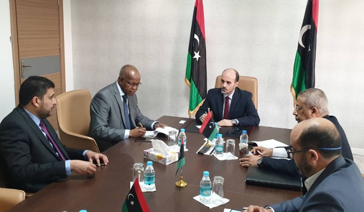 اللجنة العليا لنقل الاختصاصات تعتمد النسخة النهائية للائحة نظام الإيرادات المحلية