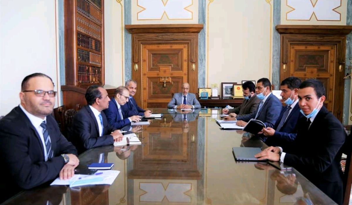 الكبير يناقش سبل تطوير مشروع البوابة الالكترونية للدفع بالعملات الأجنبية بالإضافة إلى تداول صكوك المقاصة بين المصارف