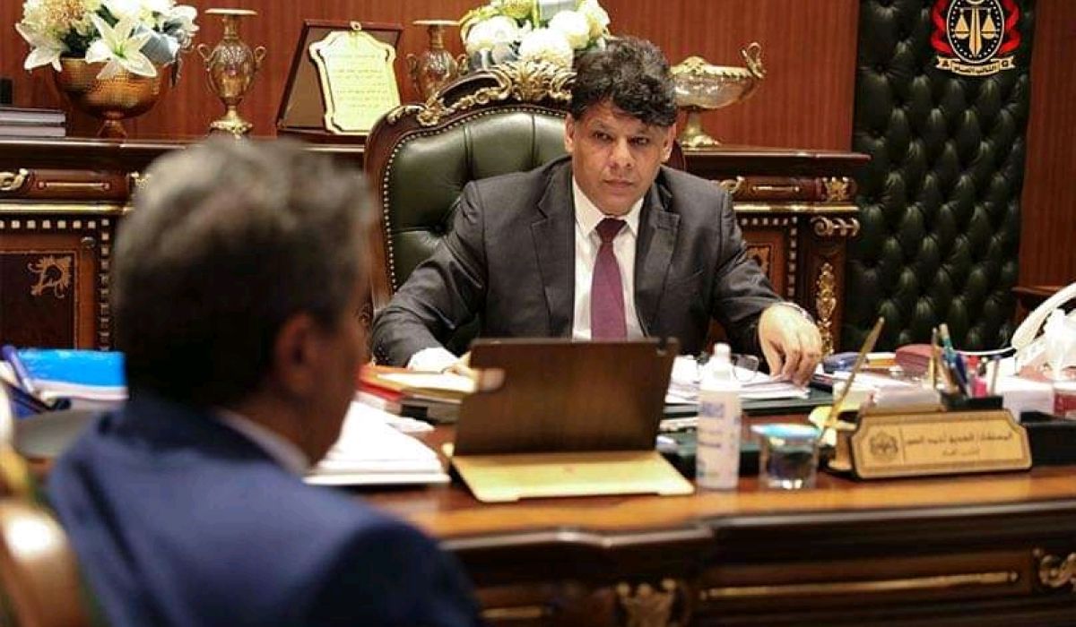 الصور يجتمع مع وزير التعليم لمناقشة جملة من المواضيع
