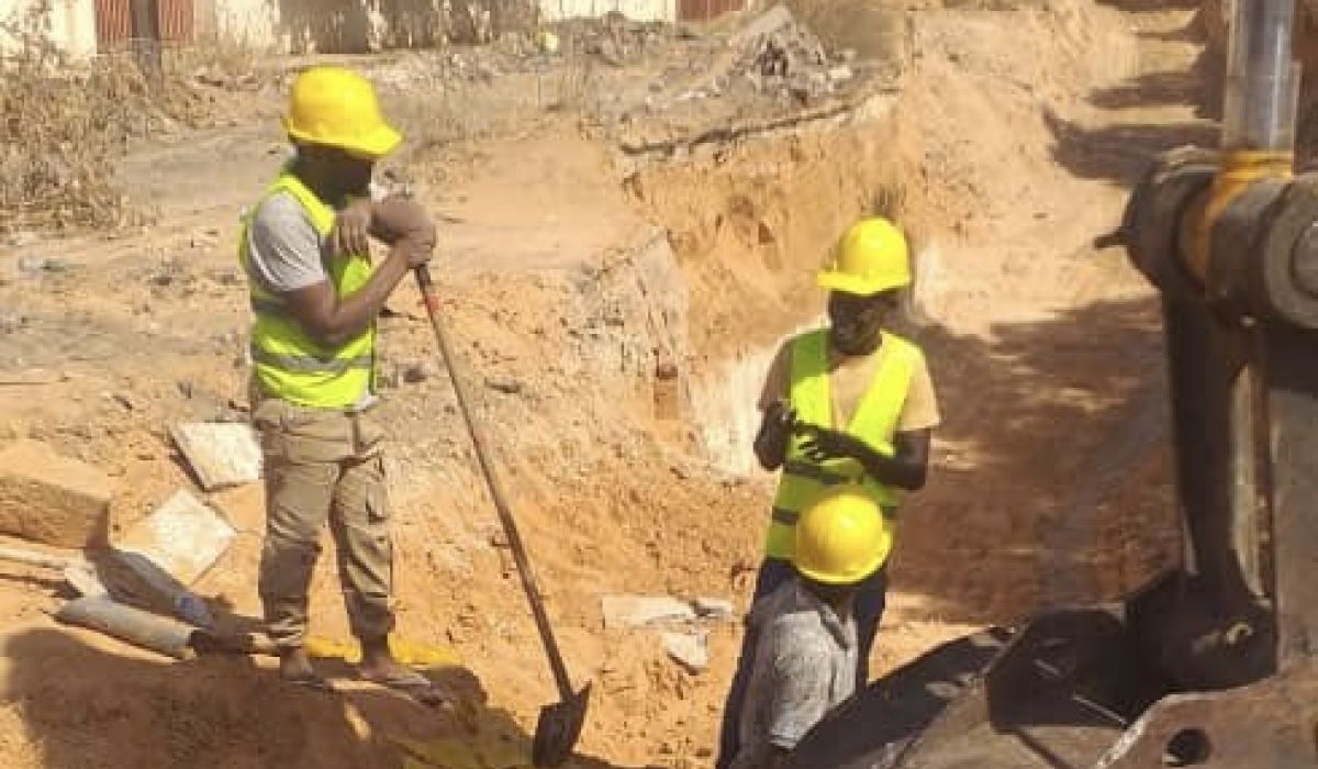 خاص.. "العامة للكهرباء" توضح أسباب خروج عدد من وحدات الإنتاج عن الخدمة وفصل التغذية الكهربائية