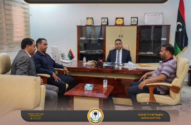 خاص.. مدير إدارة الفروع بالتجاري يُطلع صدى على آخر المستجدات