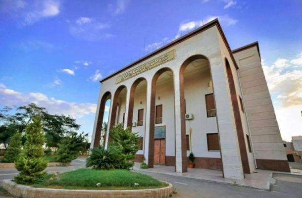 استياء في بعض الجهات الحكومية من قرار خفض المرتبات بنسبة 20%