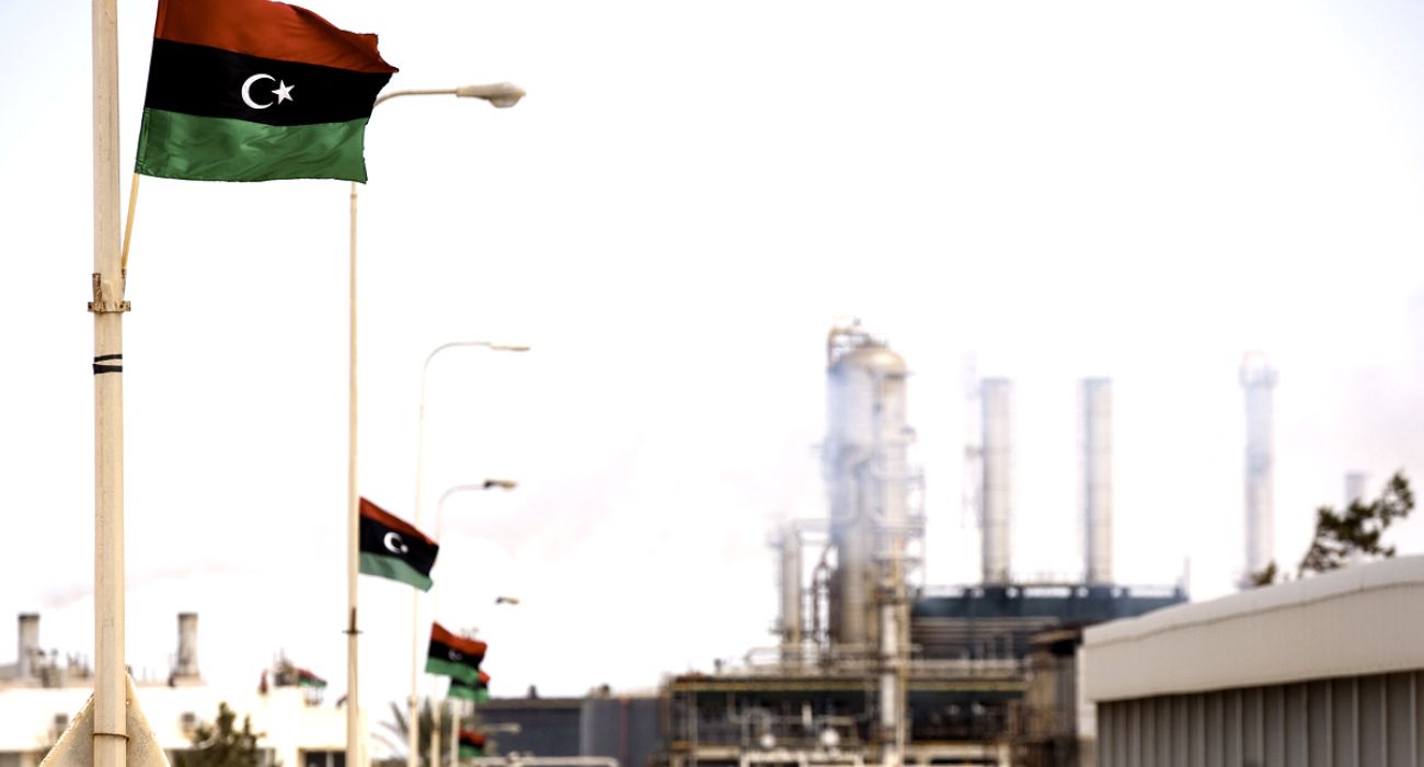 "حسني بي" يطالب البنك المركزي بنشر قوائمه الخاصة باعتمادات حليب الأطفال