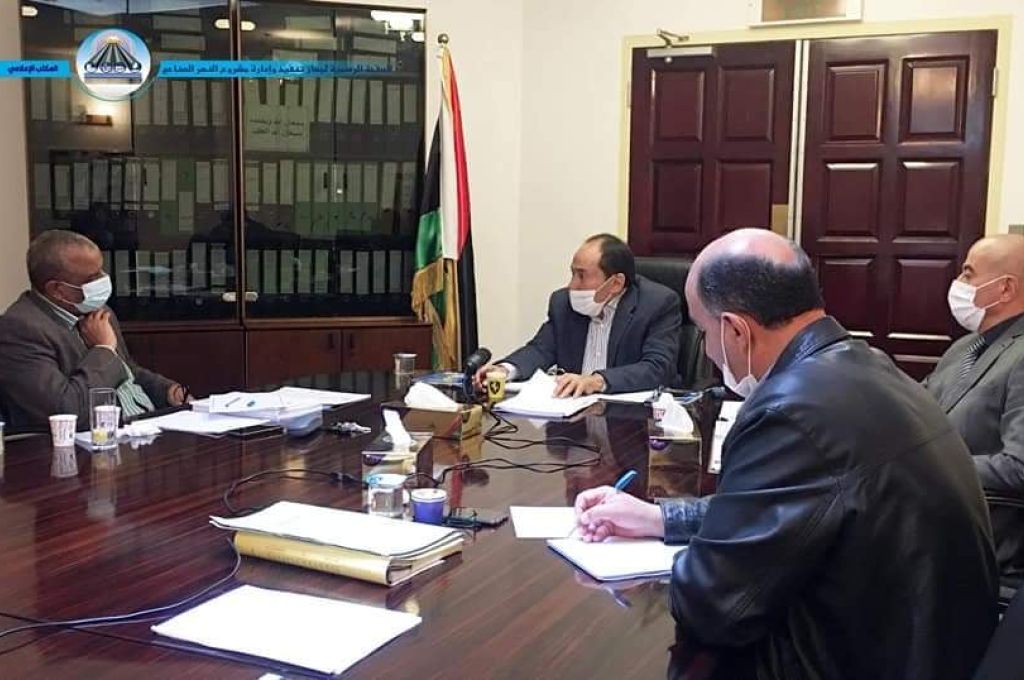 نقابة المعلمين: عودة الدراسة مرتبطة بتطبيق قانون زيادة المرتبات