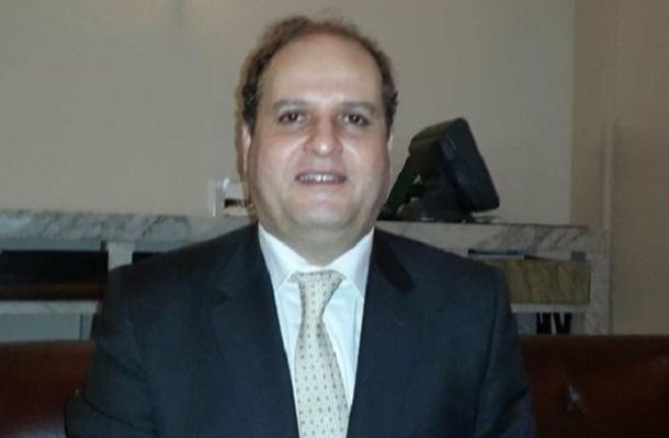 نقابة الأطباء تبحث مع مالية الوفاق حل مشكلة مرتبات العناصر الطبية والطبية المساعدة