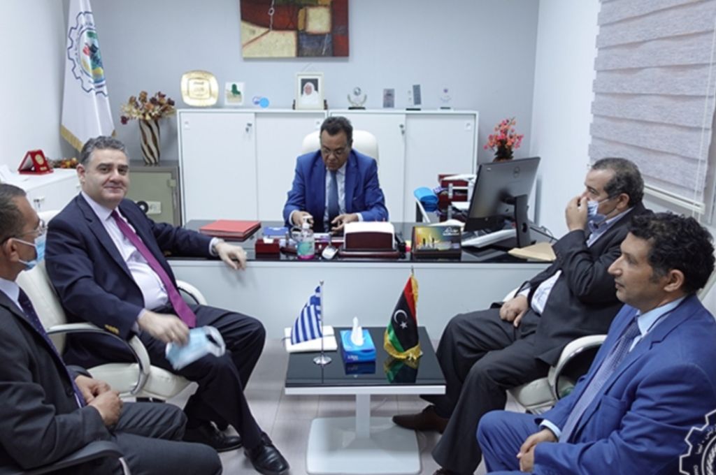 المنقوش تؤكد مناقشة عودة السفارة الكويتية وعودة الخطوط الجوية بين البلدين