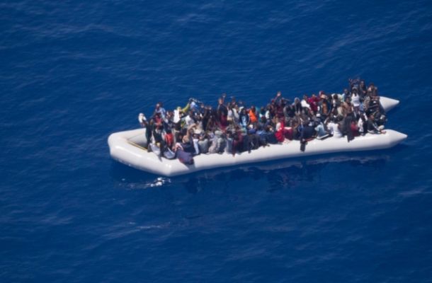 لجنة الأزمة تُطمئن المواطنين بتوفر الوقود داخل طرابلس