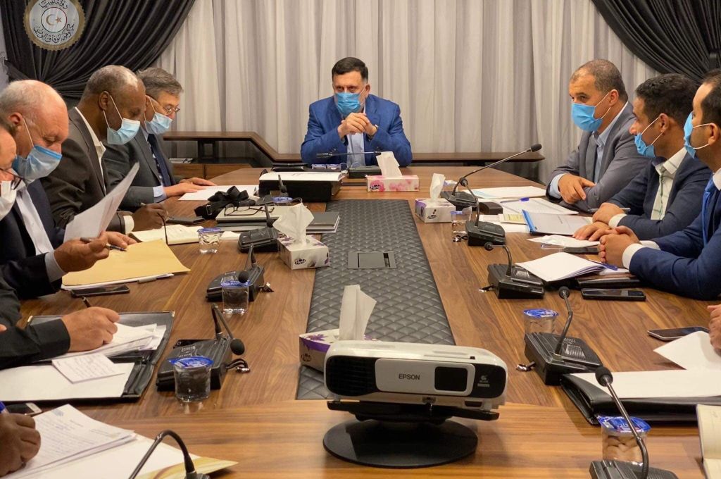 "بومطاري" يجتمع مع مجلس إدارة شركة الحديد والصلب لمناقشة المشاكل التي تواجه الشركة