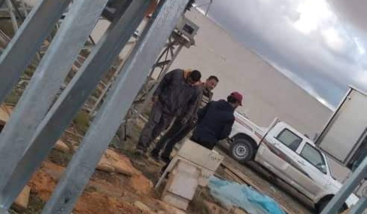 العامة للكهرباء تعلن عن تجديد واستبدال قواطع الدائرة جهد 220 ك.ف بمحطة تحويل ترهونة