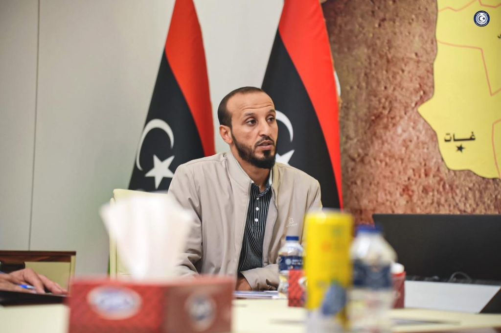 خاص.. الاقتصاد بالحكومة الليبية تقرر حظر الاستيراد والتصدير إلا من خلال العمليات المصرفية.. وهذا ما عممته على الجمارك