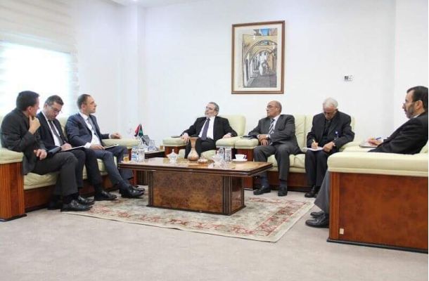 انطلاق مهرجان السلام الوطني السنوي الأول للبرتقال ببلدية العزيزية