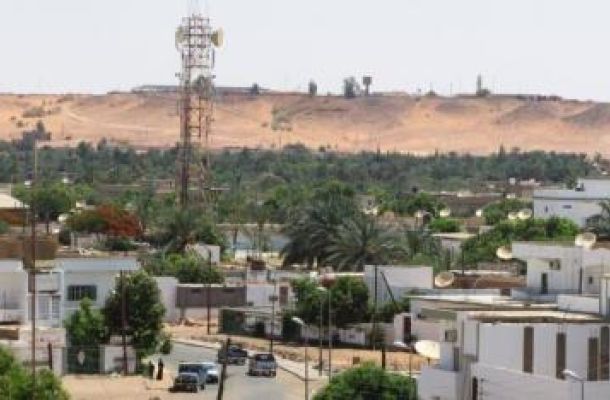 خطوط كهرباء تجدد من جديد في عدد من محطات الجبل الغربي