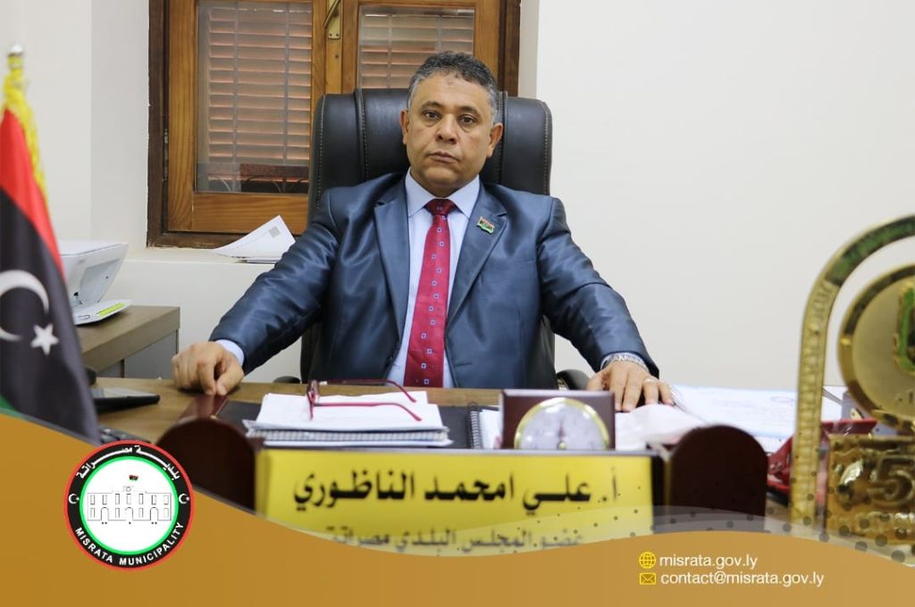 مصلحة المطارات تقيم دورة تدريبية لمكافحة حرائق الطائرات