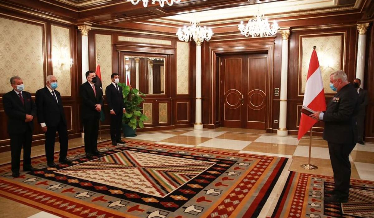 الرئاسي يقبل أوراق اعتماد 9 سفراء جُدد