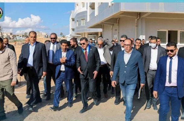 مستشار بالمجلس الوطني للتطوير الاقتصادي يتقدم بأوراقه لدى هيئة مكافحة الفساد