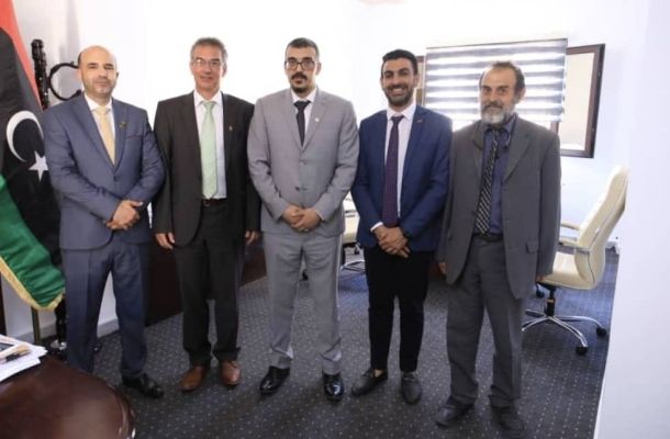 رويترز: الواحة للنفط تكثف إنتاجها النفطي بعد إصلاح تسرب في خط الأنابيب